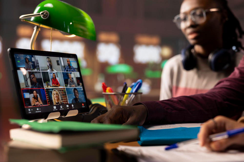 Ambientes Virtuais de Aprendizagem no ensino superior: tendências e práticas