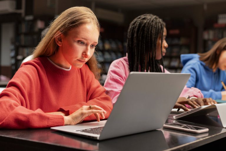 Plataforma Collabits e a valorização do protagonismo dos estudantes